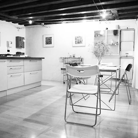 Bellissimo Appartamento In Palazzo Storico Venise Extérieur photo